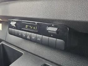 Mercedes-Benz Sprinter thumbnail 9