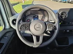 Mercedes-Benz Sprinter thumbnail 10