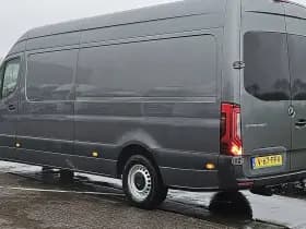 Mercedes-Benz Sprinter thumbnail 5