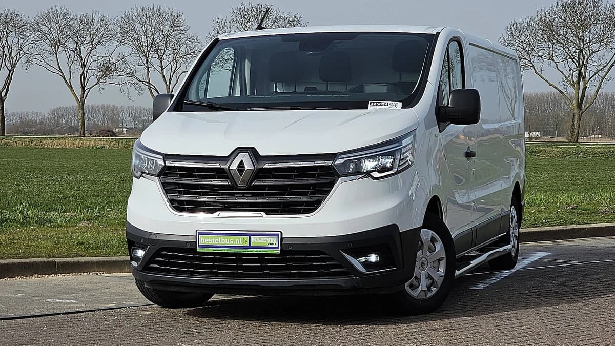 Renault Trafic — foto 1