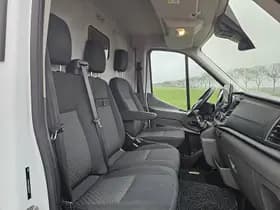 Ford Transit thumbnail 6
