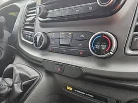 Ford Transit thumbnail 9