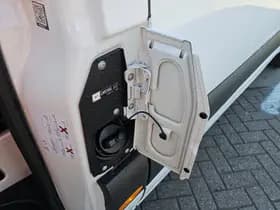 Mercedes-Benz Sprinter thumbnail 22