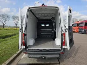 Mercedes-Benz Sprinter thumbnail 13