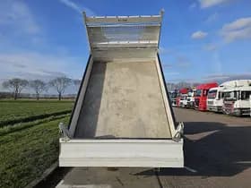 Mercedes-Benz Sprinter thumbnail 13