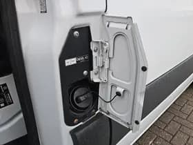 Mercedes-Benz Sprinter thumbnail 19