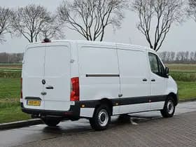 Mercedes-Benz Sprinter thumbnail 3