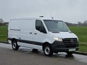 Mercedes-Benz Sprinter thumbnail 4