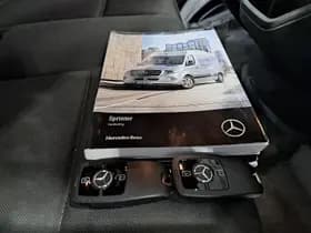 Mercedes-Benz Sprinter thumbnail 11