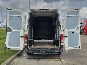 Volkswagen Crafter thumbnail 11