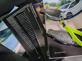 Mercedes-Benz Eqv thumbnail 14