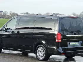 Mercedes-Benz Eqv thumbnail 5