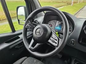 Mercedes-Benz Sprinter thumbnail 11