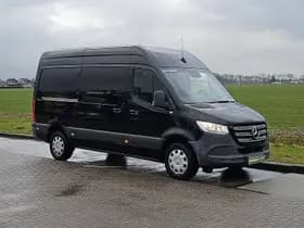 Mercedes-Benz Sprinter thumbnail 4