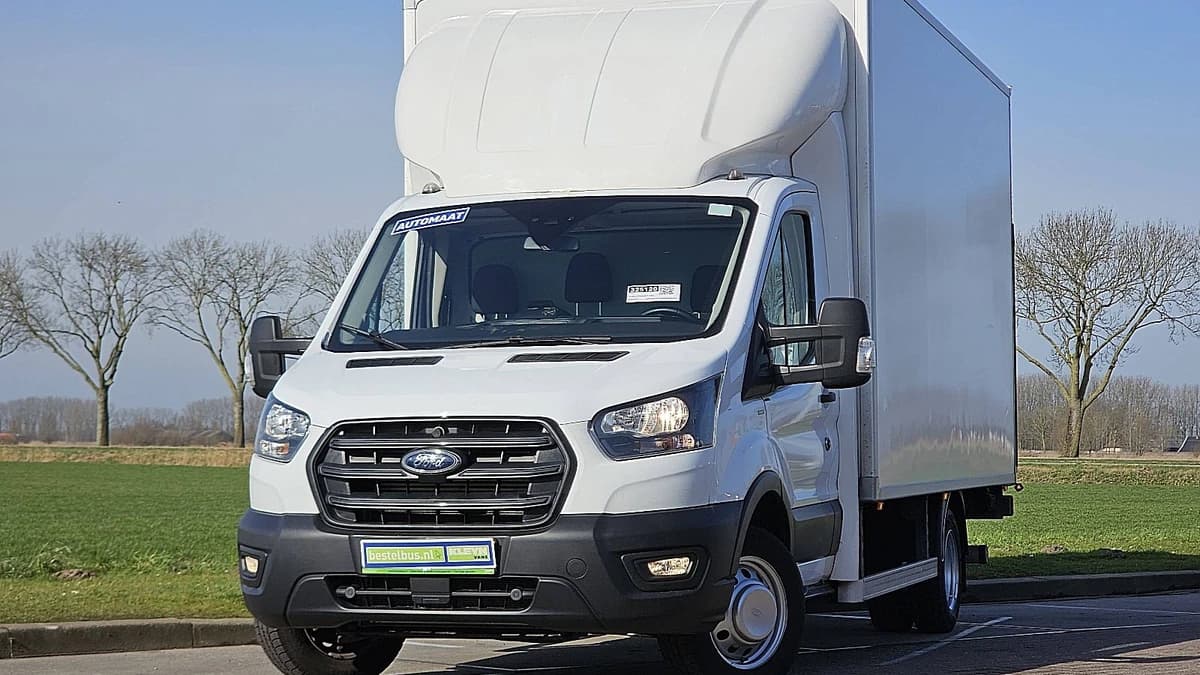 Ford Transit — foto 1