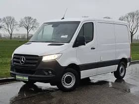 Mercedes-Benz Sprinter thumbnail 2