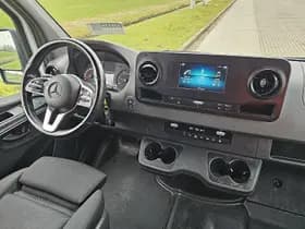 Mercedes-Benz Sprinter thumbnail 7