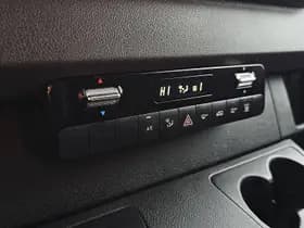 Mercedes-Benz Sprinter thumbnail 9