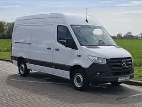 Mercedes-Benz Sprinter thumbnail 4