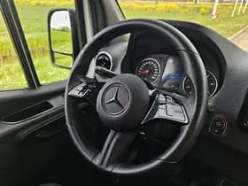 Mercedes-Benz Sprinter thumbnail 10