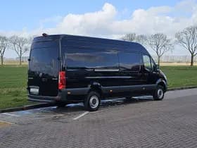 Mercedes-Benz Sprinter thumbnail 3