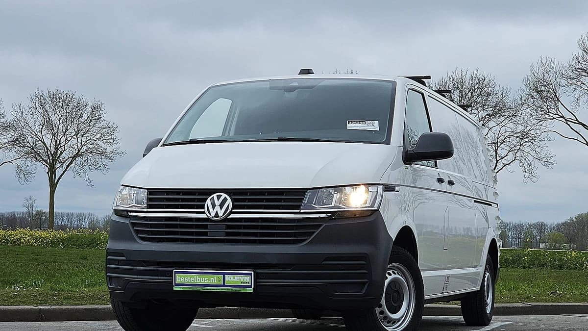 Volkswagen Transporter — foto 1