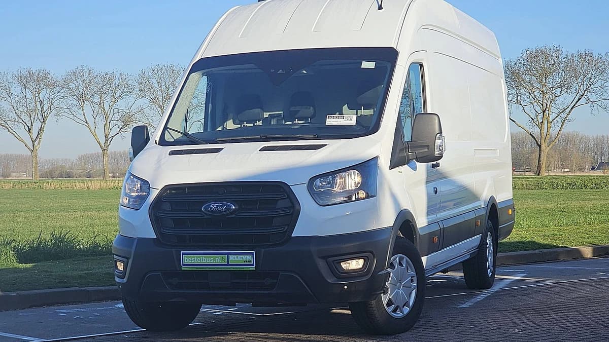Ford Transit — foto 1