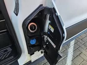 Ford Transit thumbnail 16