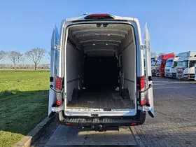 Ford Transit thumbnail 12