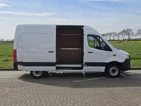 Mercedes-Benz Sprinter thumbnail 14