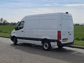 Mercedes-Benz Sprinter thumbnail 5