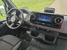 Mercedes-Benz Sprinter thumbnail 7