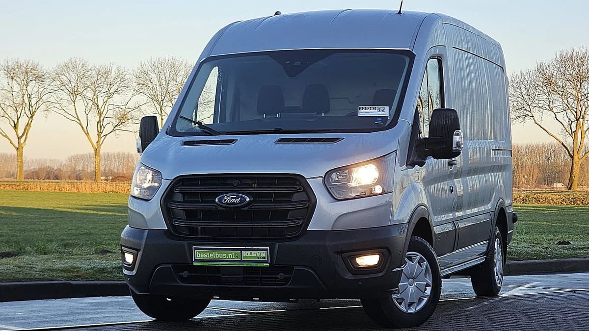 Ford Transit — foto 1