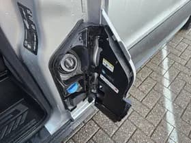 Ford Transit thumbnail 19