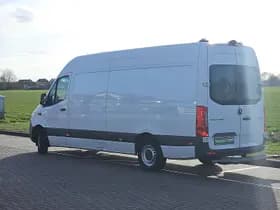 Mercedes-Benz Sprinter thumbnail 5
