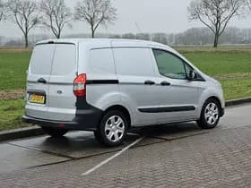 Ford Transit thumbnail 3