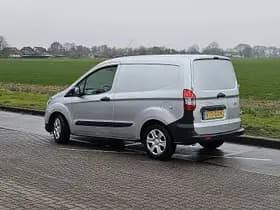 Ford Transit thumbnail 5
