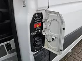 Mercedes-Benz Sprinter thumbnail 18