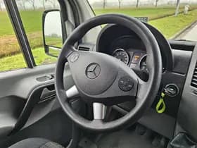 Mercedes-Benz Sprinter thumbnail 11