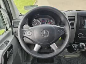 Mercedes-Benz Sprinter thumbnail 10