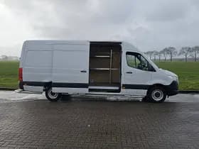 Mercedes-Benz Sprinter thumbnail 12