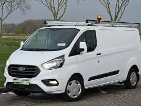 Ford Transit thumbnail 2