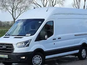 Ford Transit thumbnail 2