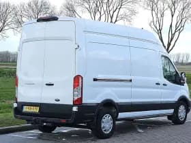 Ford Transit thumbnail 3