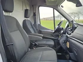 Ford Transit thumbnail 6