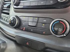 Ford Transit thumbnail 9