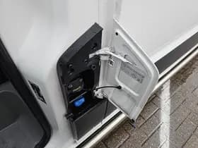 Volkswagen Crafter thumbnail 16