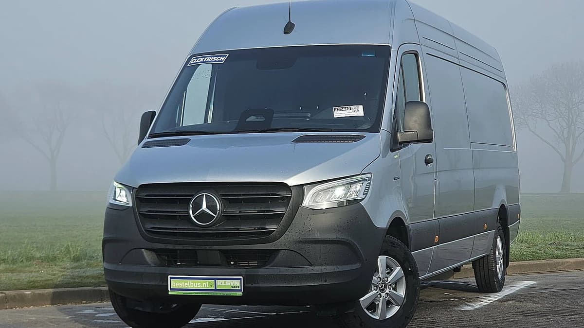 Mercedes-Benz Esprinter — foto 1