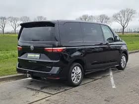 Volkswagen Multivan thumbnail 3