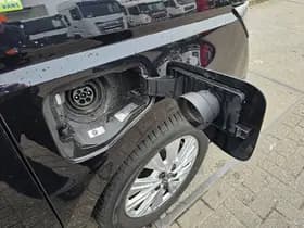 Volkswagen Multivan thumbnail 21